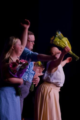 United Dance bowing